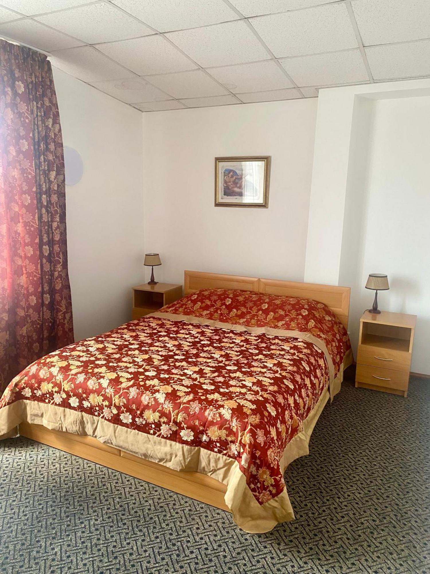Turne Hotel Siauliai  Luaran gambar